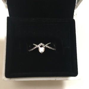 Diamond Twist Ring size 6